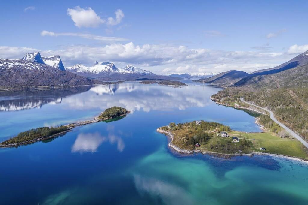 Efjord And Stetind Resort - Cabin Kobbernestinden Ballangen Exteriör bild