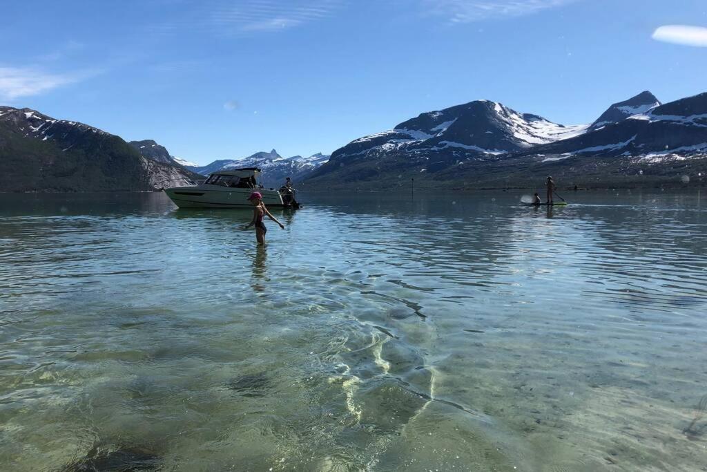 Efjord And Stetind Resort - Cabin Kobbernestinden Ballangen Exteriör bild