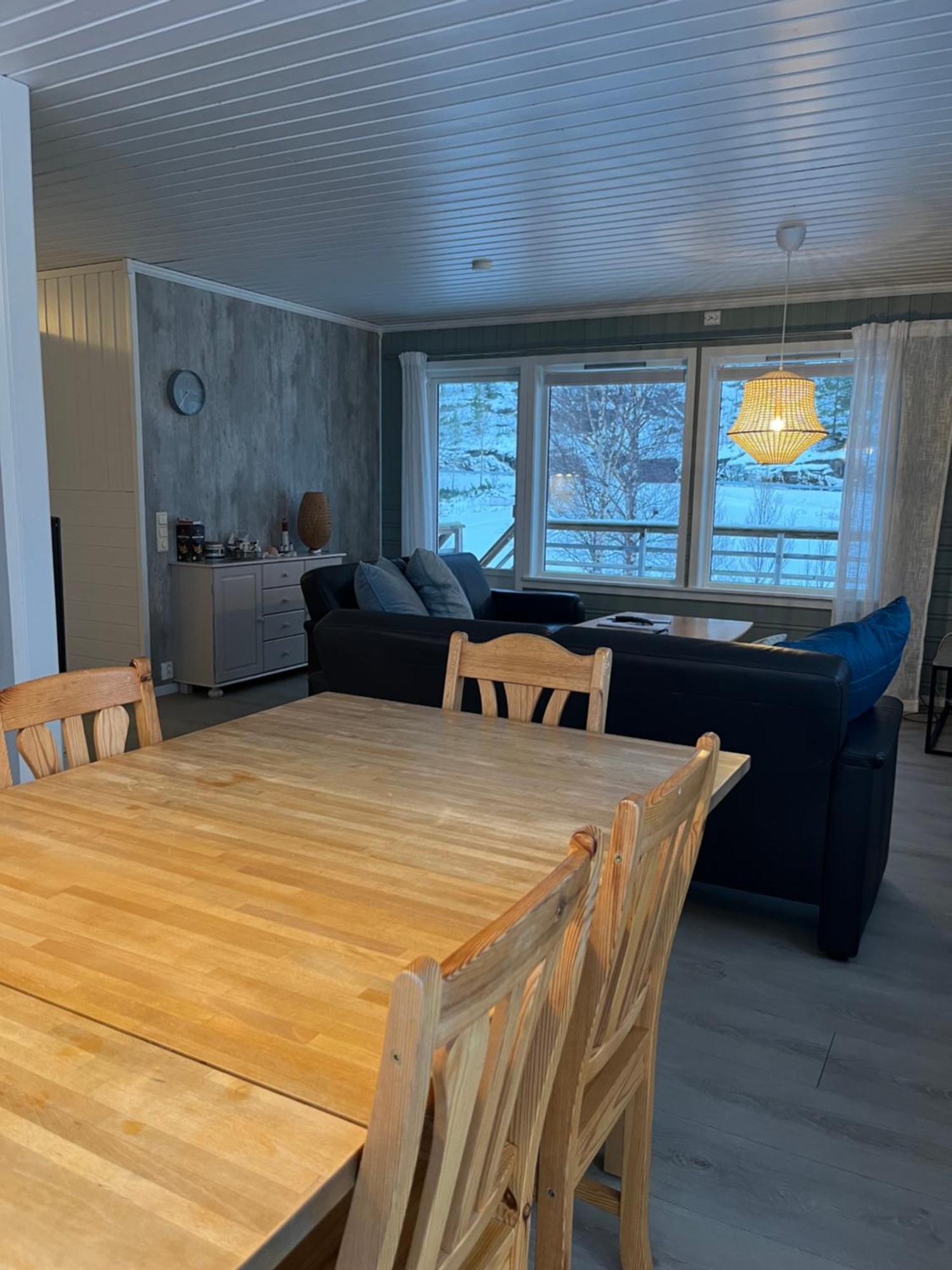 Efjord And Stetind Resort - Cabin Kobbernestinden Ballangen Exteriör bild